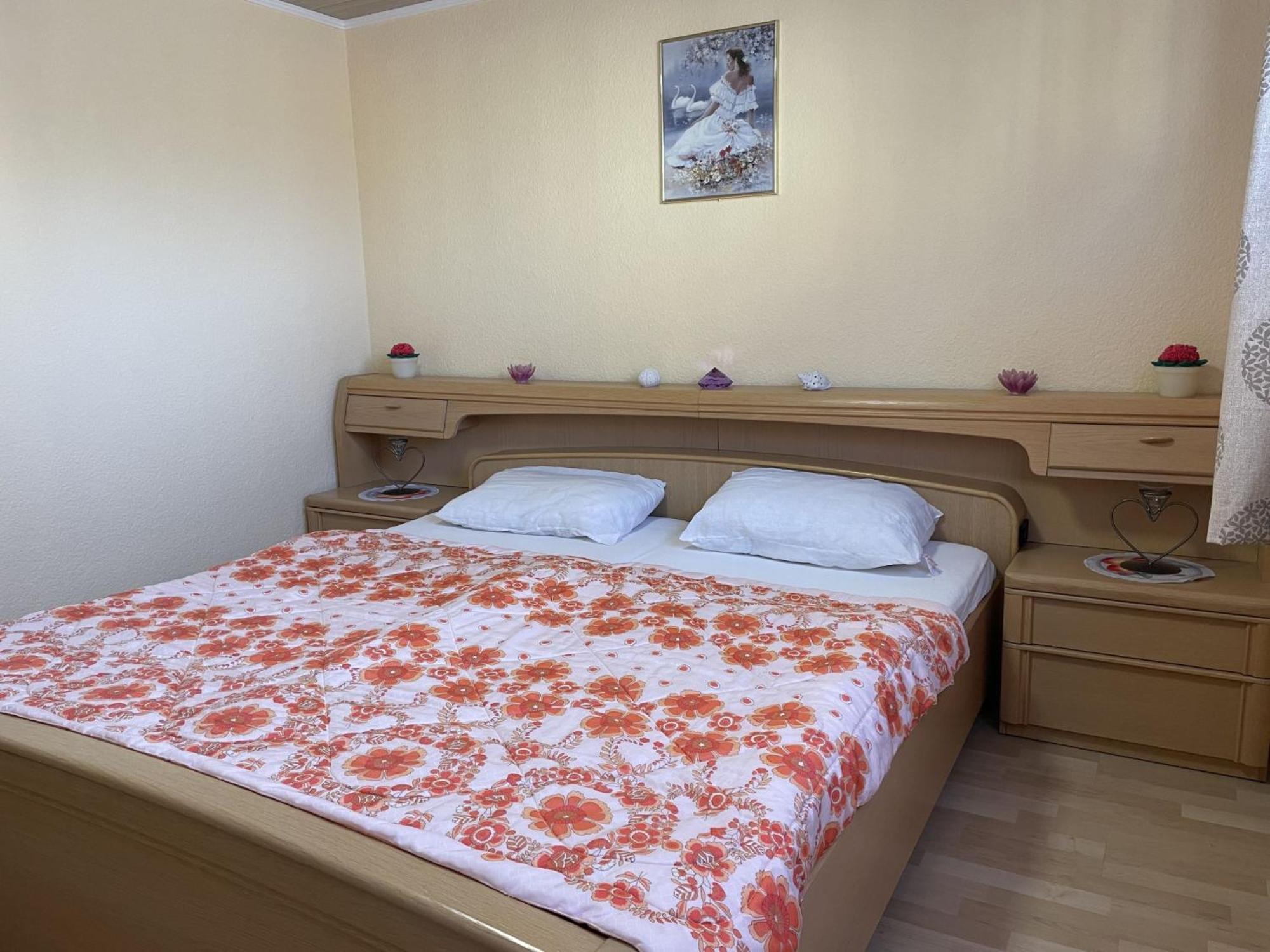 Apartment Old Huesung - Muz324 By Interhome Міров Екстер'єр фото